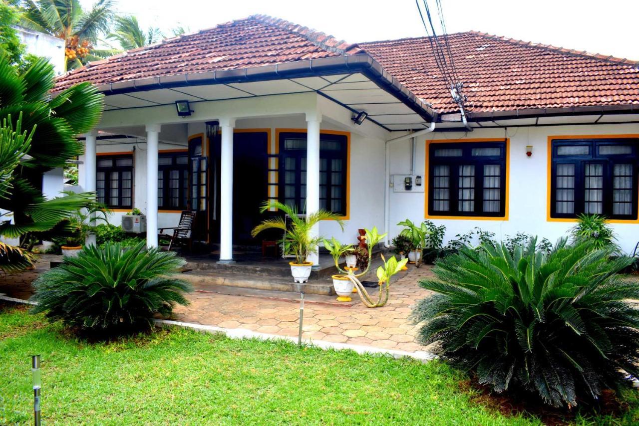 Old Park Villa จาฟนา ภายนอก รูปภาพ